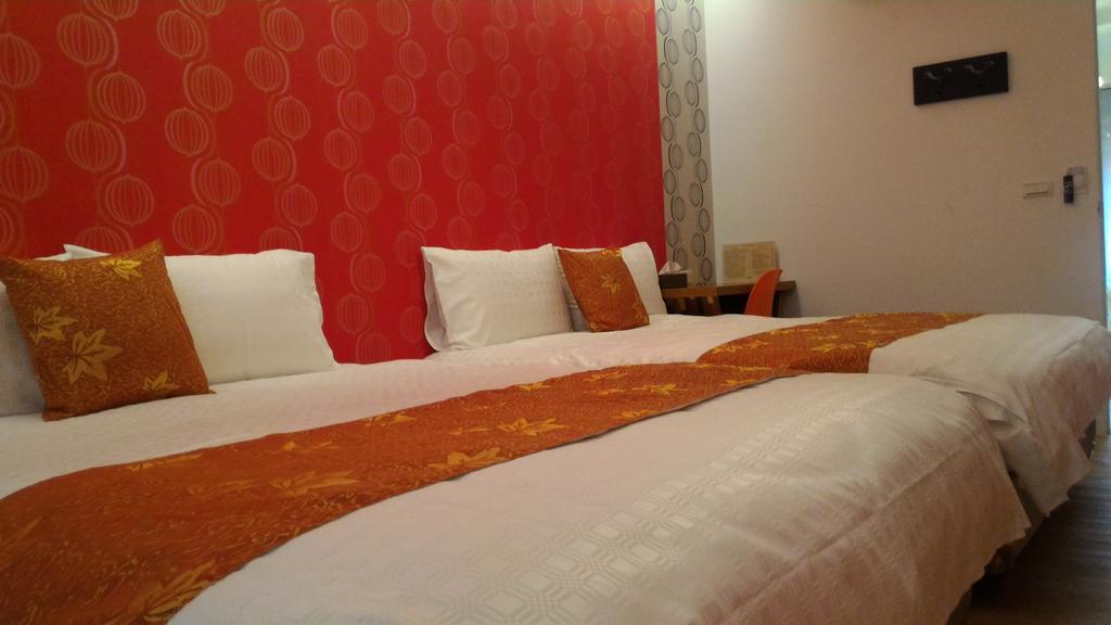 Eight View Hotel Luodong Exterior photo